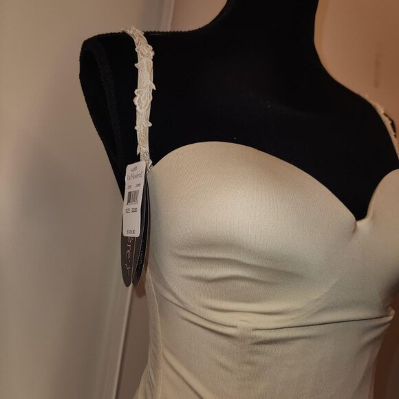 Le Mystère Ivory Corset Top ! - Picture 3 of 6